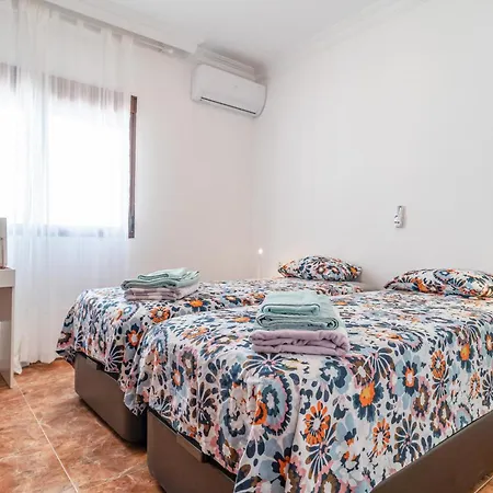 Lovely In With Kitchen Ferienhaus *